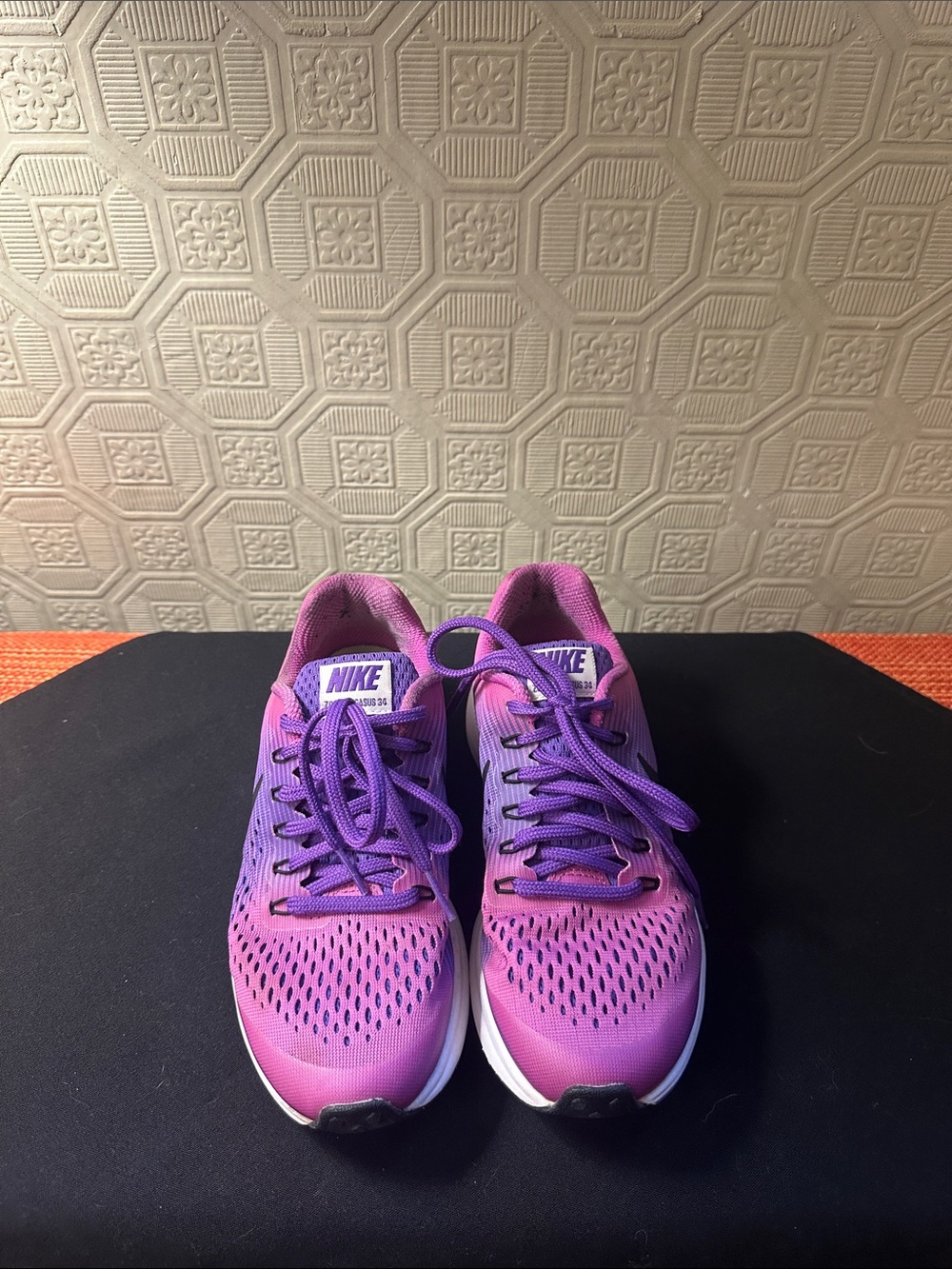 Nike Women's Purple and Pink Gradient Running Shoes